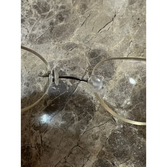 Marchon Airlock 2 - 770/39 RIMLESS EYEGLASSES 47-21-135 color 015 Tortoise - Picture 7 of 11